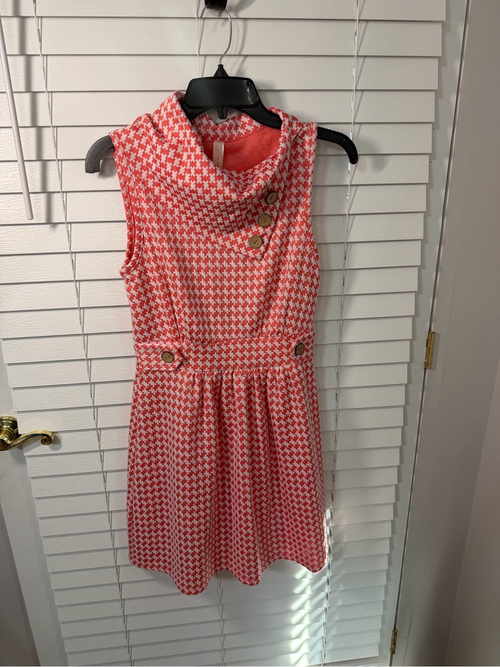 Sleeveless Coral Houndstooth A-Line Dress with Button Detail